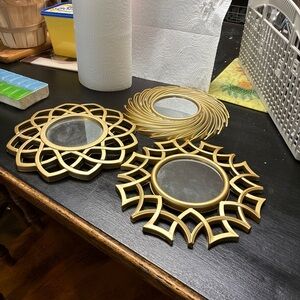 Walls Radiant Gold Mirror Set